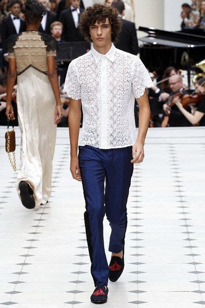 burberry prorsum spring 2016 ready-to-wear|Burberry Spring 2016 Ready.